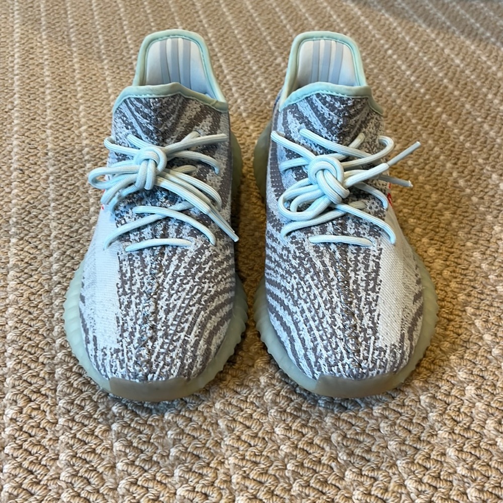 Yeezy 350 V2 blue tint reserved